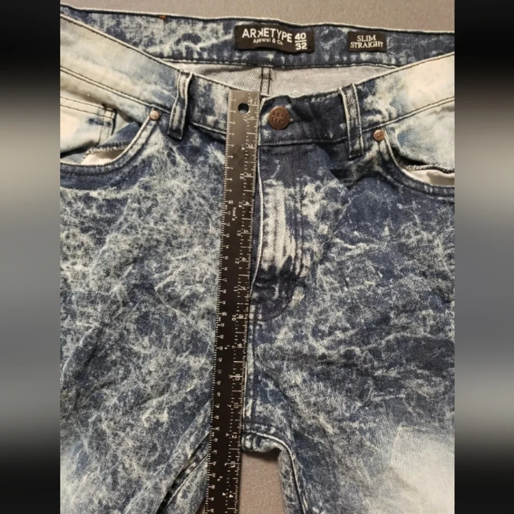 Arketype Size 40x32 Blue Acid Wash